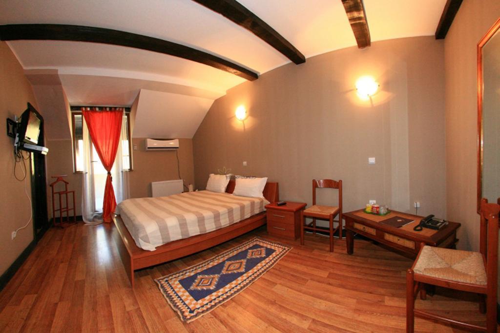 Castelul Lupilor Chimindia Phòng bức ảnh